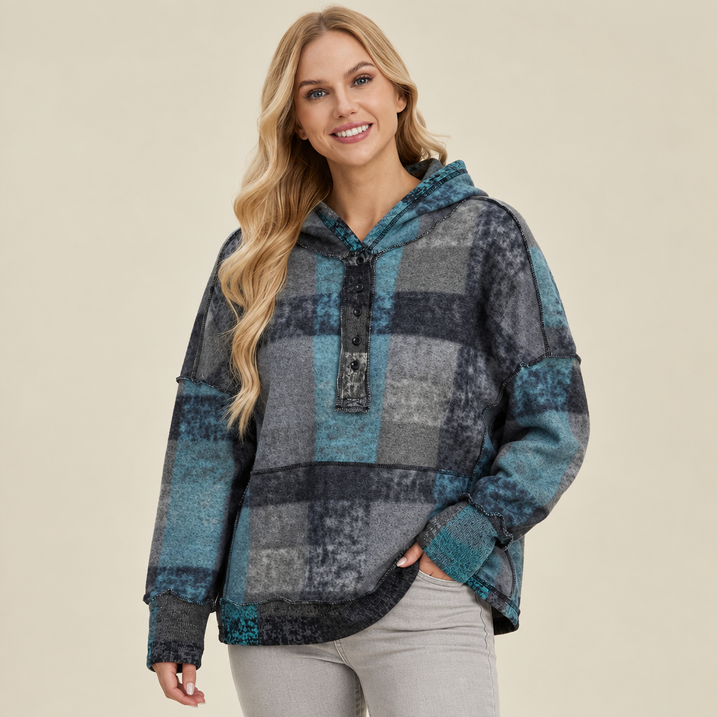 Dark gray plaid dropped-shoulder fleece hoodie, three-quarter